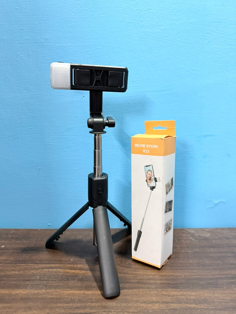 3-in-1 Selfie Stick Tripod with Rechargeable LED (2 Brightness Modes) & Bluetooth Remote – Perfect for Makeup, Vlogging, Selfies & Photoshoots