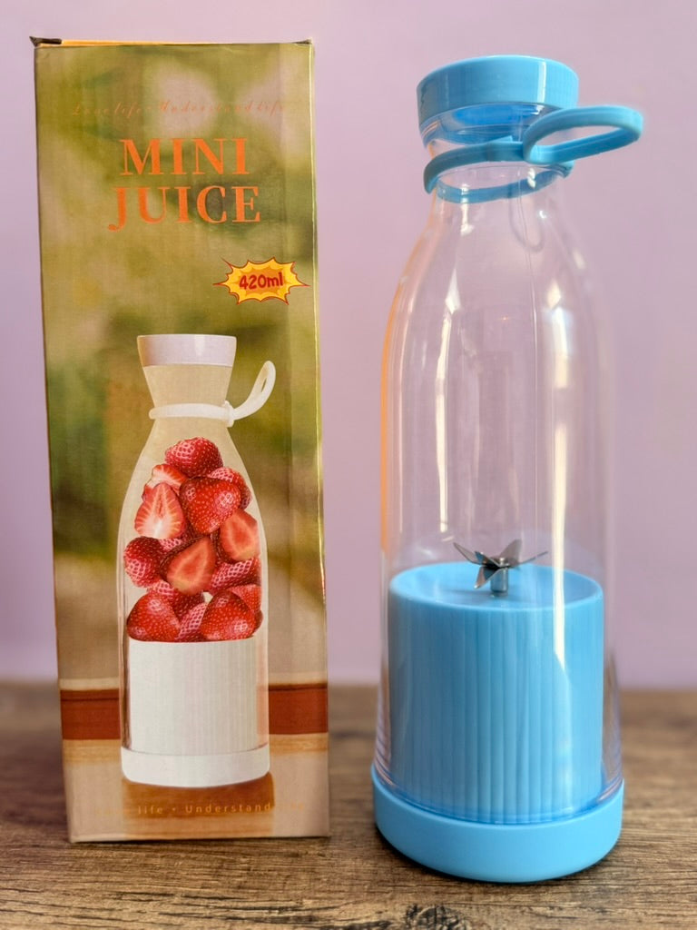 Portable Blender For Smoothie And Juices : Powerful 40 Watts Juicer Blender that Can Crush Ice too | Juicer Machine With Rechargeable Battery-Smoothie Blender With Built