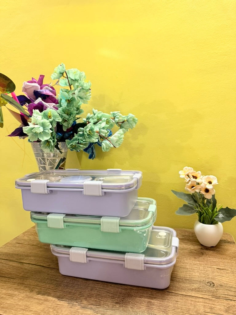 Bento Stainless steel 4-compartment Big lunch box with spoon, chopsticks & gravy container. Leak-proof, BPA-free, easy to clean, and great for meals on the go. Free steel engraving. Random color.