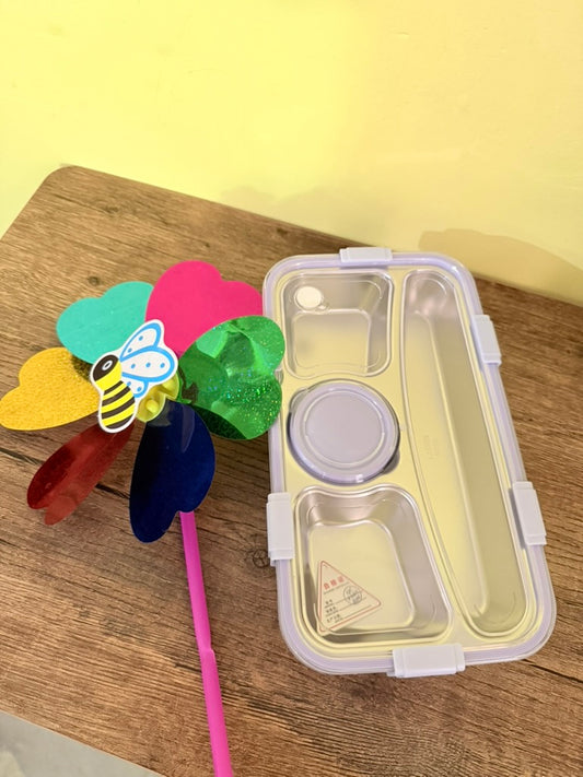 Bento Stainless steel 4-compartment Big lunch box with spoon, chopsticks & gravy container. Leak-proof, BPA-free, easy to clean, and great for meals on the go. Free steel engraving. Random color.