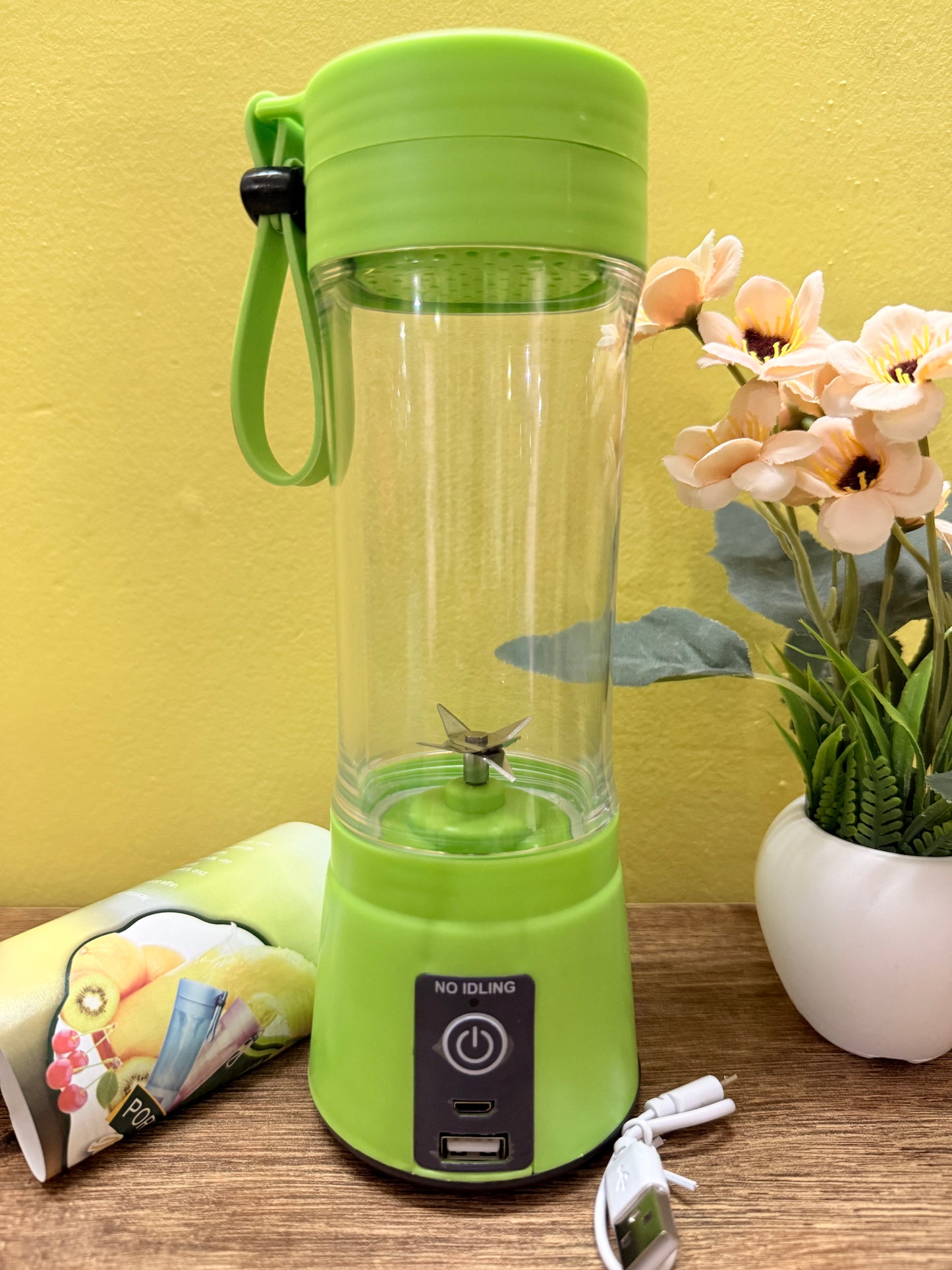 Portable 6-Blade Electric Juicer Blender with built-in jar. USB rechargeable, personal-size juicer, grinder, and mixer. Perfect for on-the-go smoothies. Available in multicolour.