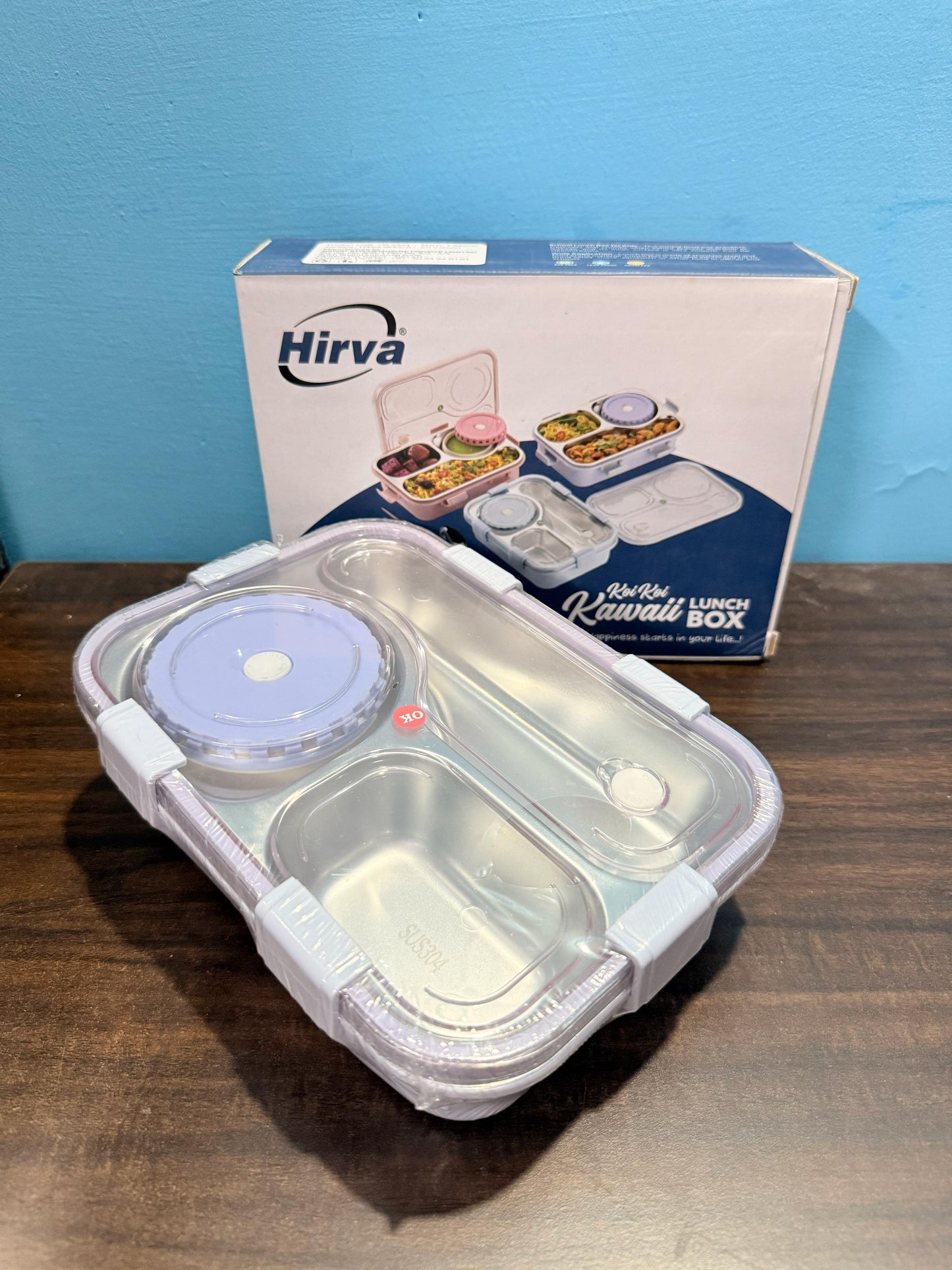 Bento Stainless Steel Lunch Box 3 Compartment Leak-Proof BPA Free, Lunch Box for Boys, Lunch Box with Spoon, Pair of Chopsticks & Gravy Container (Random Color),850 ml