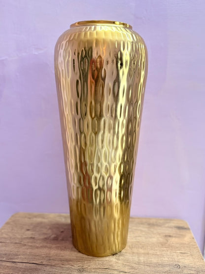 Luxurious 24" Hammered Gold Metal Floor Vase – Premium, Heavyweight, and Elegantly Crafted for a Sophisticated Touch. Perfect for Floral displays or as a Stunning standalone décor Piece