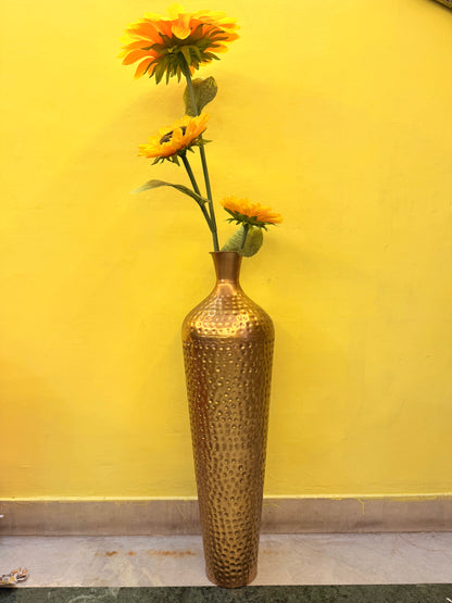 Tall Metallic Flower Vase – Elegant décor for home, office & events. Perfect gift for weddings, housewarmings & more. Ideal for sofa sides, corners & living rooms. 30-Inch