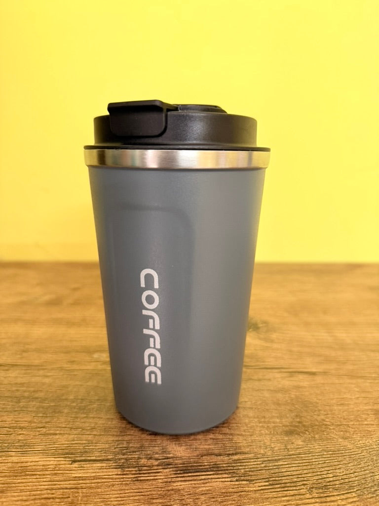 Insulated Coffee Mug – Leakproof, Double-Walled, Smart Temp Display, Protection. Stylish, Reusable, and Perfect for Coffee on The go, 500ml (Birght Grey)
