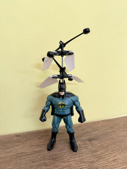 Flying Hero Bat-Man Toy! Equipped with Intelligent Fall-Sensing Technology and Rechargeable.